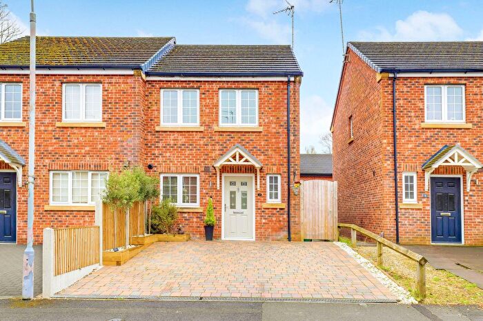 2 Bedroom Semi Detached House For Sale In Orchard Street, Mansfield, NG19