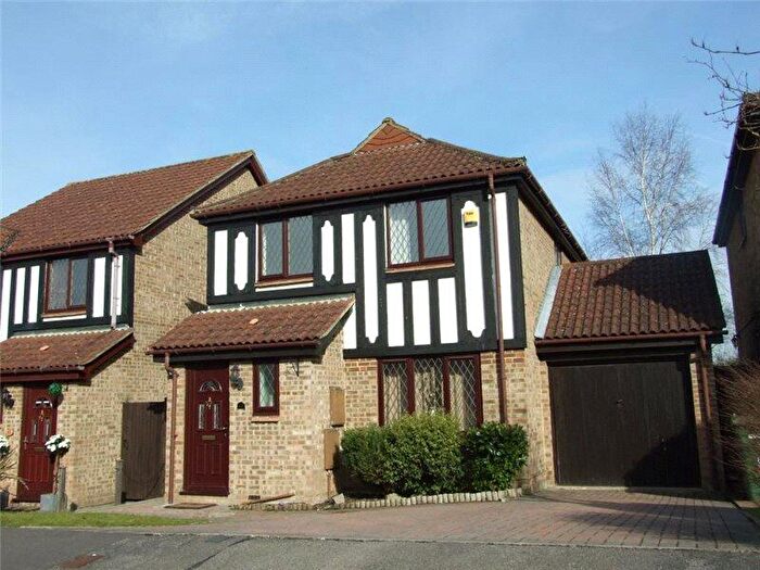 4 Bedroom Detached House To Rent In Bruton Way, Forest Park, Bracknell, Berkshire, RG12