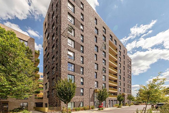 1 Bedroom Flat To Rent In Stanley Road, London, W3