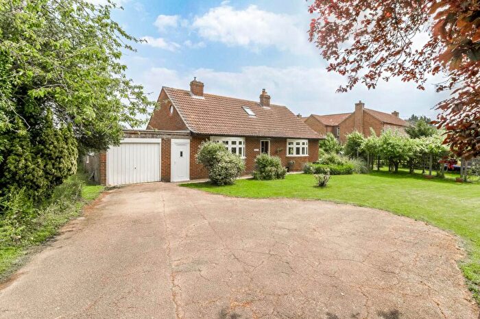 4 Bedroom Detached House For Sale In Turvey Road, Astwood, MK16