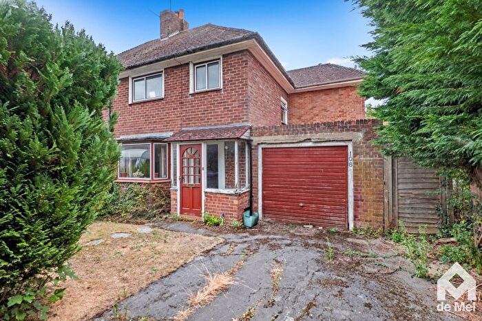 4 Bedroom Semi-Detached House For Sale In Meadoway, Bishops Cleeve, Cheltenham, GL52