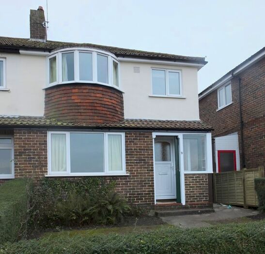 3 Bedroom Semi-Detached House To Rent In Malling Down, Lewes, BN7