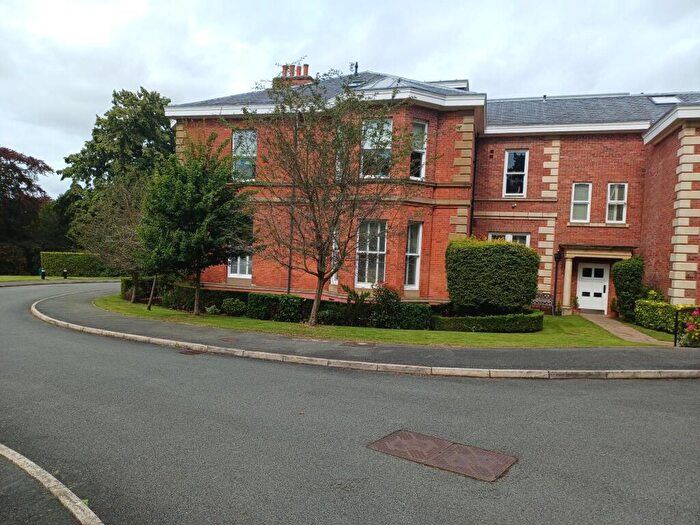 2 Bedroom Apartment For Sale In St Hilarys Park, Alderley Edge, SK9