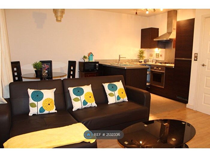 1 Bedroom Flat To Rent In Parham Drive, Ilford, IG2