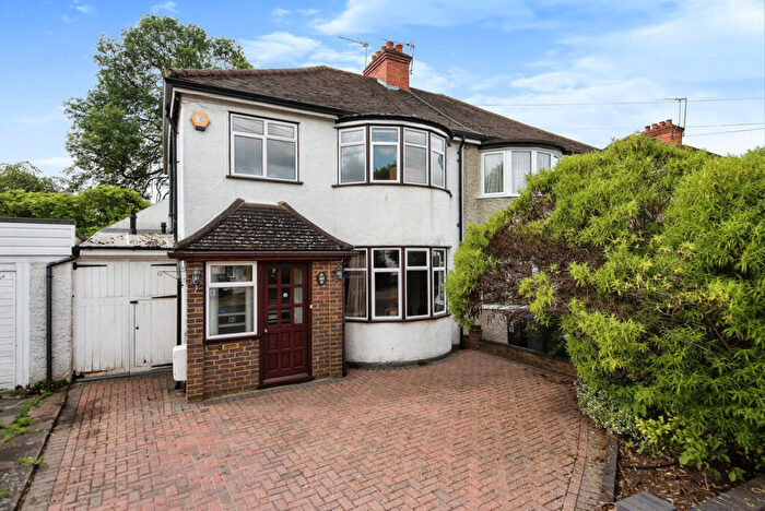 4 Bedroom Semi-Detached House To Rent In Selwyn Road, New Malden, KT3