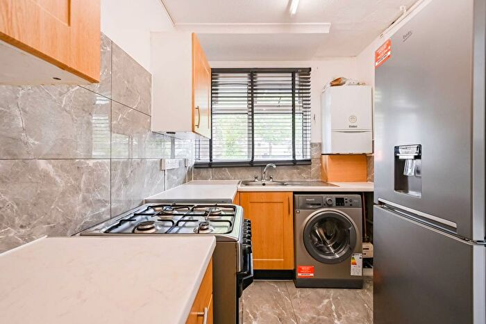 Studio To Rent In Dockland Street, Docklands, London, E16