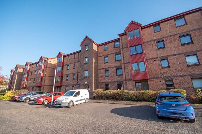 2 Bedroom Flat To Rent In Keith Place, Inverkeithing, KY11