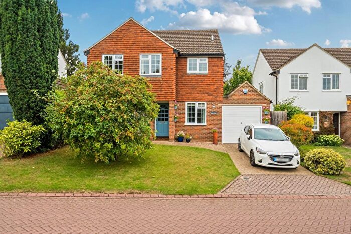 4 Bedroom Detached House For Sale In Cottenham Close, East Malling, West Malling, ME19