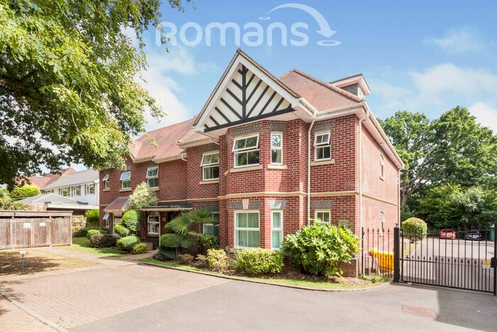 2 Bedroom Property To Rent In London Road, Windlesham, GU20