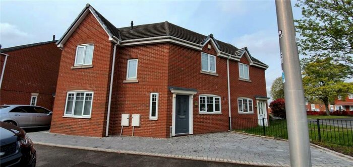 3 Bedroom Semi-Detached House To Rent In Finchpath Road, West Bromwich, B70