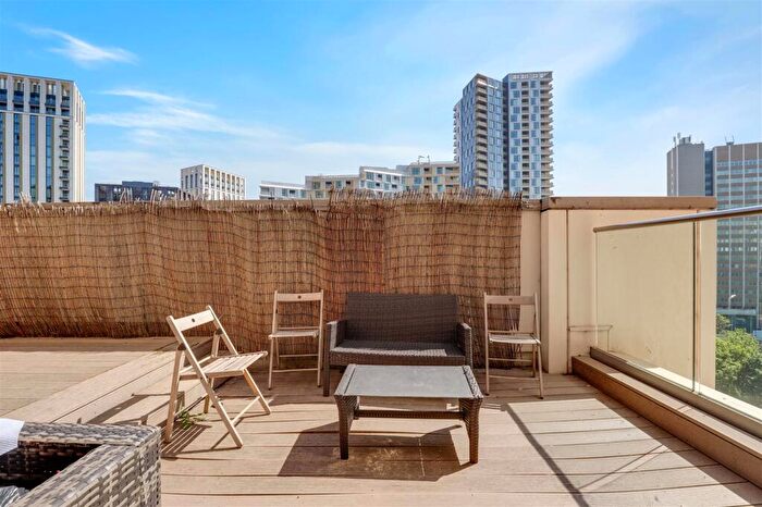 2 Bedroom Flat For Sale In Sienna Alto, Cornmill Lane, SE13
