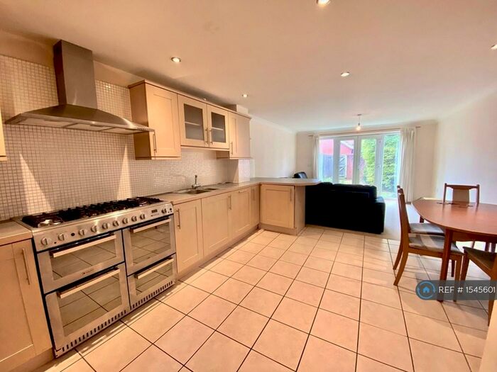 4 Bedroom Terraced House To Rent In Filton Avenue, Horfield, Bristol, BS7