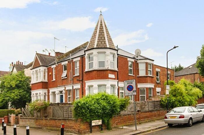 2 Bedroom Apartment For Sale In Melrose Avenue, Willesden Green, London, NW2