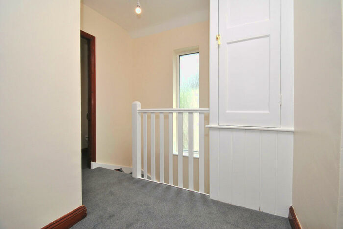1 Bedroom Maisonette To Rent In Sturgeons Way, Hitchin, SG4