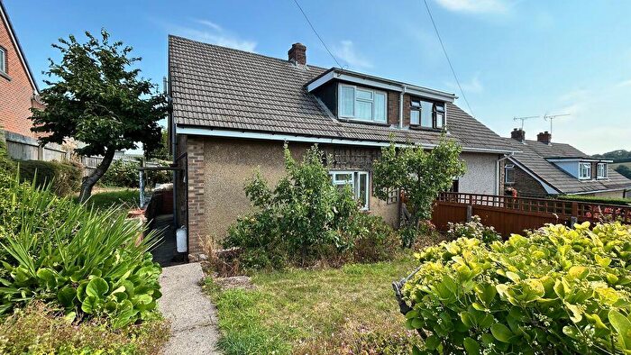 3 Bedroom Semi-Detached Bungalow For Sale In Beech Way, Cinderford, GL14