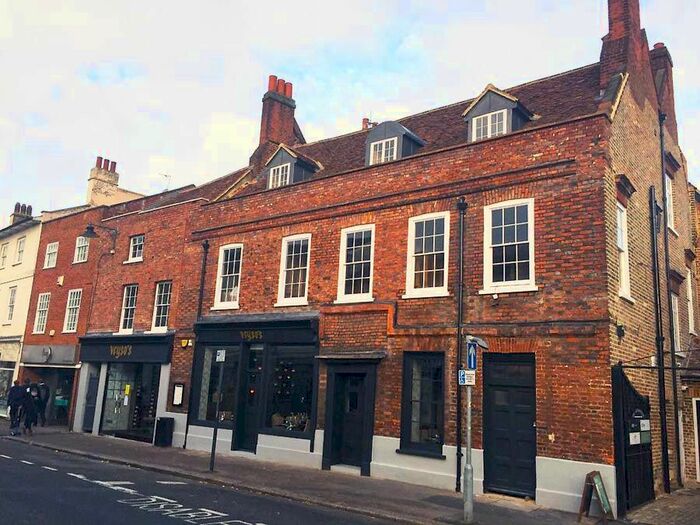 2 Bedroom Flat To Rent In Flat A, Fore Street, SG14