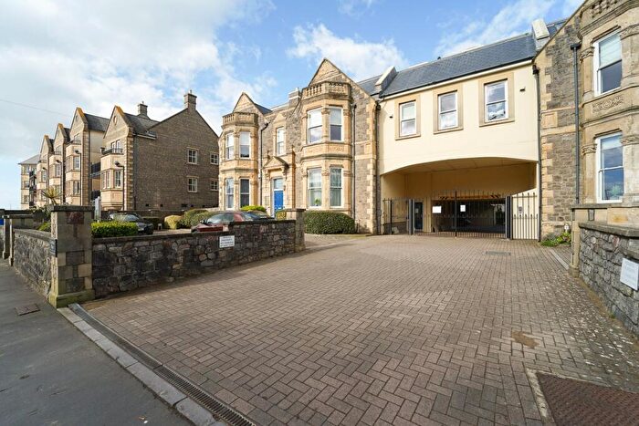 2 Bedroom Apartment For Sale In Clarence Road North, Weston-Super-Mare, BS23