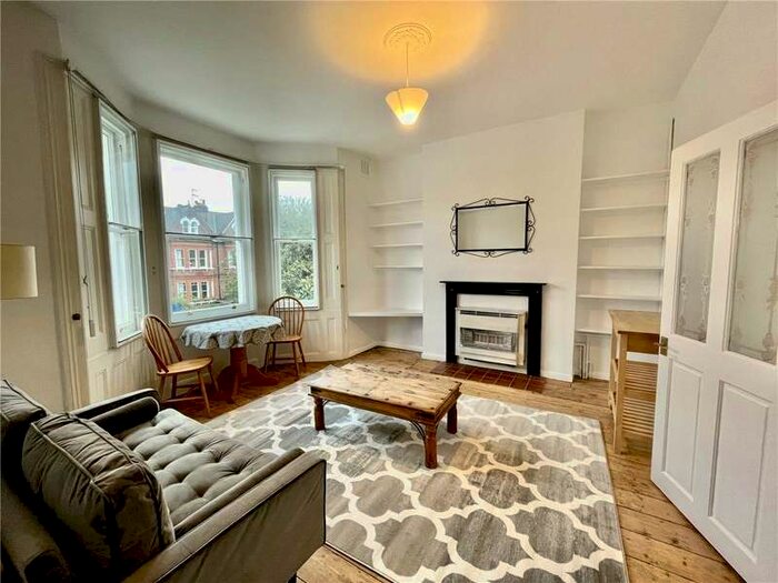 1 Bedroom Apartment To Rent In Trinity Road, London, SW18