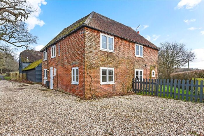 4 Bedroom Property For Sale In Clay Lane, Chichester, PO18