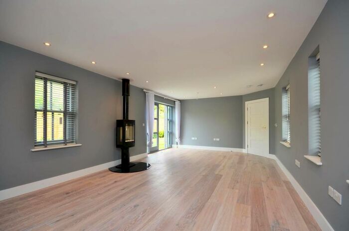 4 Bedroom Barn Conversion To Rent In Brook Farm, Worplesdon, Guildford, GU3