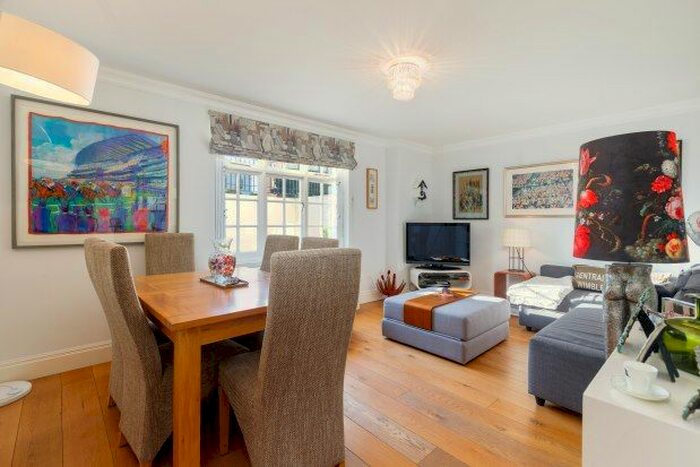 2 Bedroom Flat To Rent In Grosvenor Hill, London, SW19