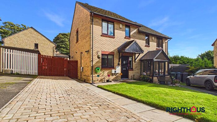 2 Bedroom Semi-Detached House For Sale In Mcmillan Gardens, Bradford, BD6