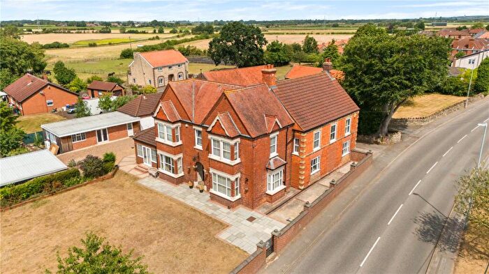 5 Bedroom Detached House For Sale In Messingham Road, Scotter, North Lincolnshire, DN21