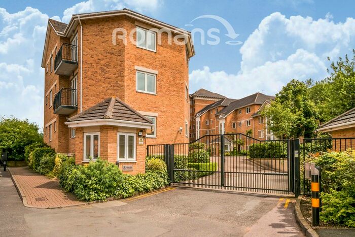 2 Bedroom Flat To Rent In Blakes Quay, Gas Works Road, Reading, RG1