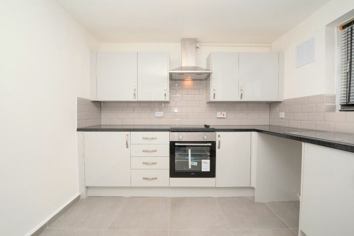 2 Bedroom Duplex To Rent In St. Michaels Square, Southampton, Hampshire, SO14