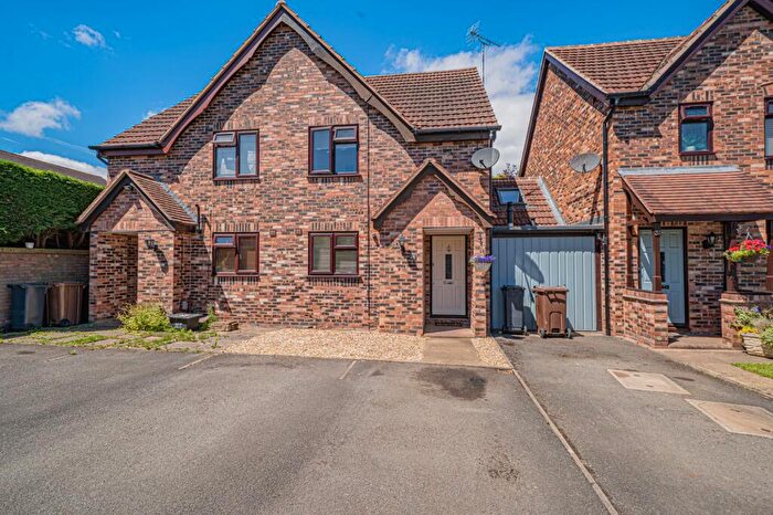 2 Bedroom Semi-Detached House For Sale In Hertford Way, Knowle, B93