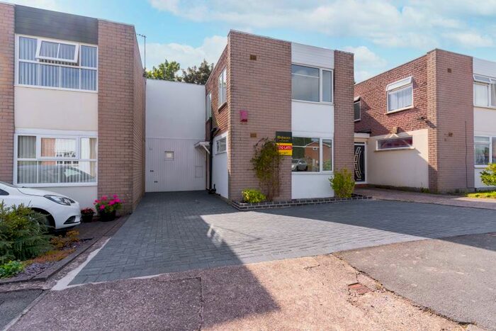 5 Bedroom Terraced House To Rent In Bideford Drive, B29