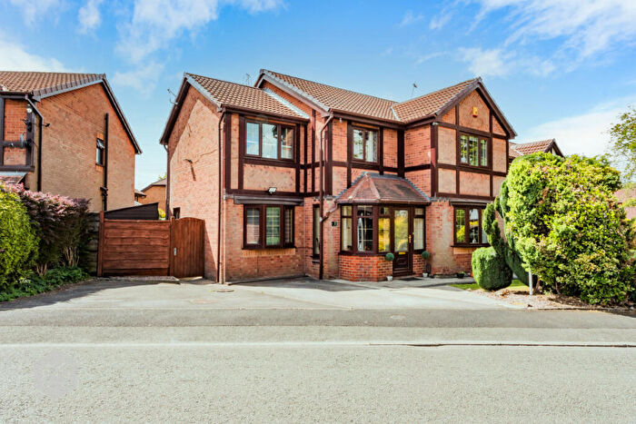 4 Bedroom Detached House For Sale In Sherbourne Close, Radcliffe, Manchester, Greater Manchester, M26