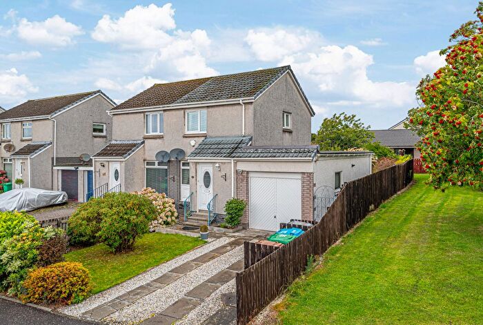 2 Bedroom Semi-Detached House For Sale In Menteith Drive, Dunfermline, KY11