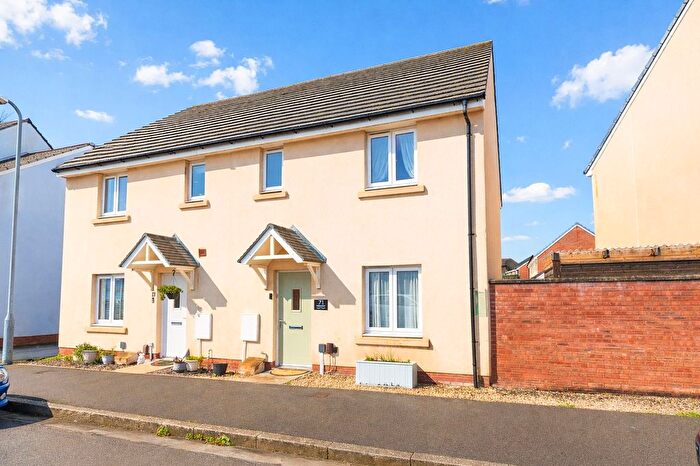 3 Bedroom Semi-Detached House For Sale In Bessemer Drive, Newport, NP19