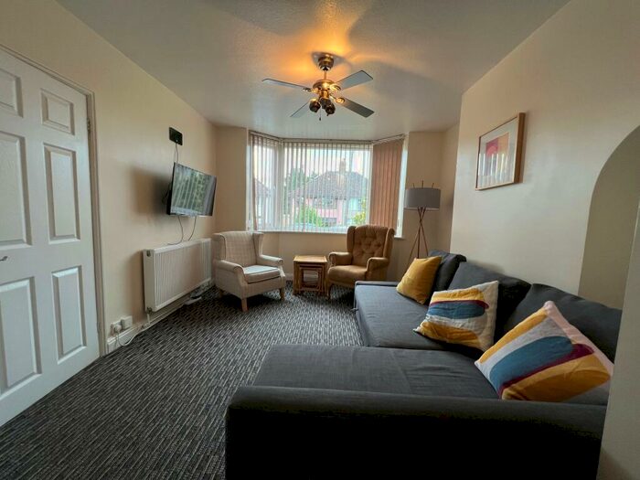 3 Bedroom Semi-Detached House To Rent In Lye Valley, Headington, OX3