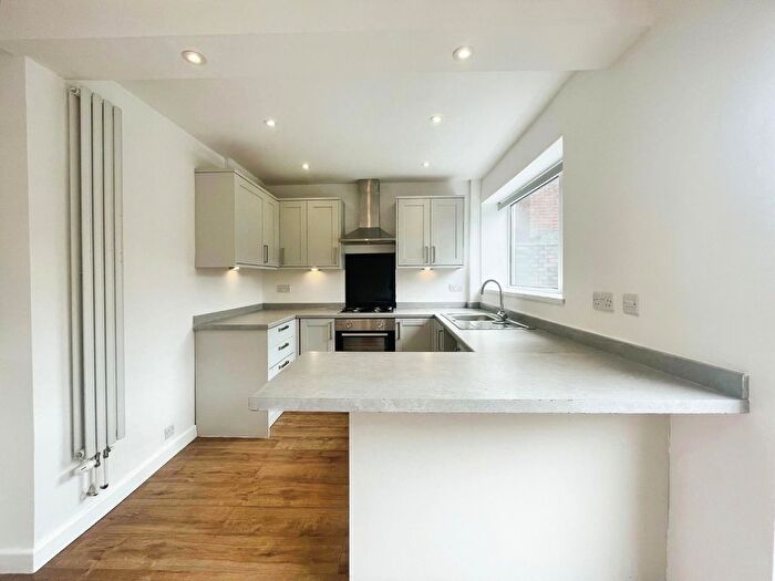 3 Bedroom Property To Rent In Malmesmead Road, Llanrumney, Cardiff, CF3