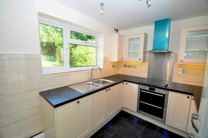 2 Bedroom Apartment To Rent In Victoria Road, Chesham, HP5