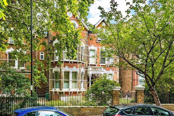 1 Bedroom Flat To Rent In Breakspears Road, Brockley, SE4