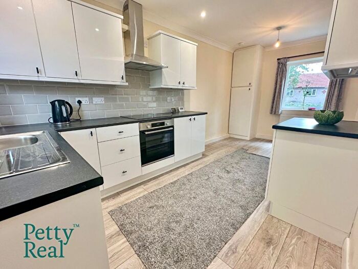 3 Bedroom Terraced House For Sale In Birtwistle Avenue, Colne, BB8