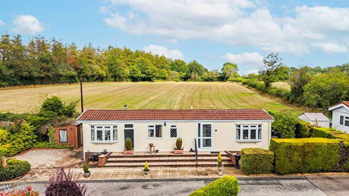 2 Bedroom Property For Sale In Eaves Green Park, Meriden, Coventry, West Midlands, CV7