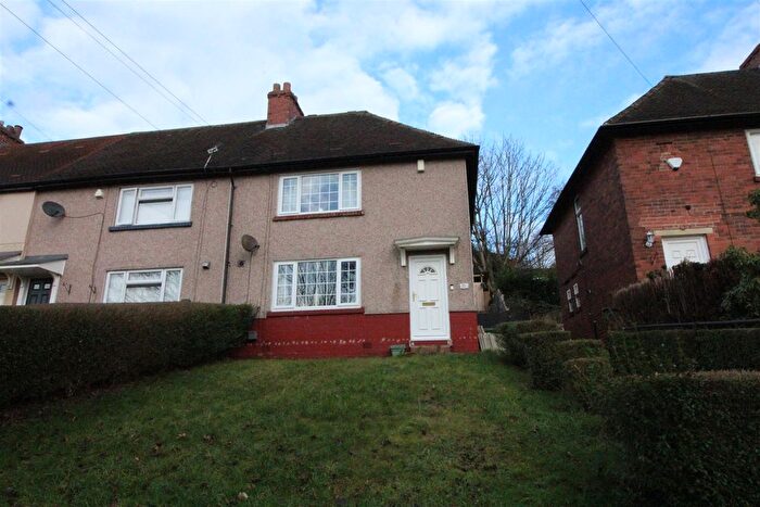 3 Bedroom Town House For Sale In Oxford Road, Birstall, Batley, WF17