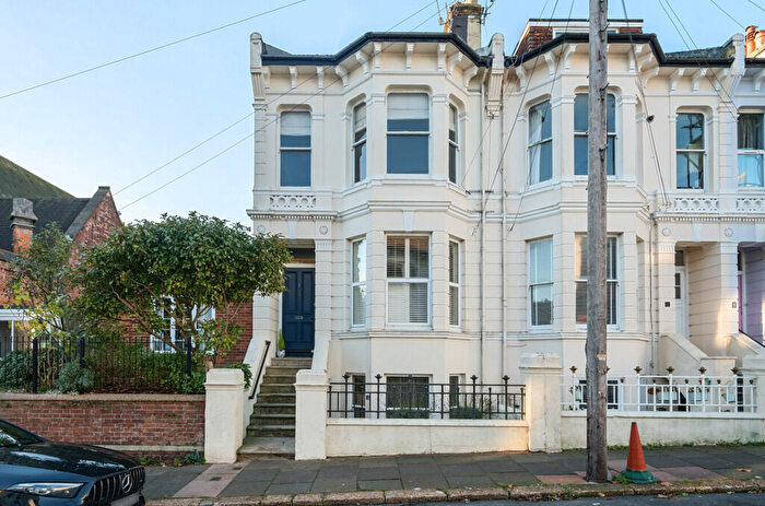 3 Bedroom Maisonette For Sale In Stanford Road, Brighton, East Sussex, BN1