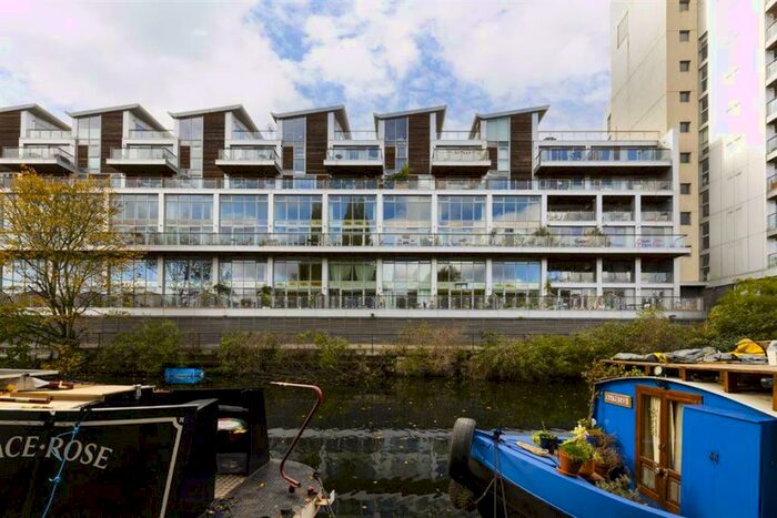 1 Bedroom Flat To Rent In Palmers Road, Shoreditch, E2