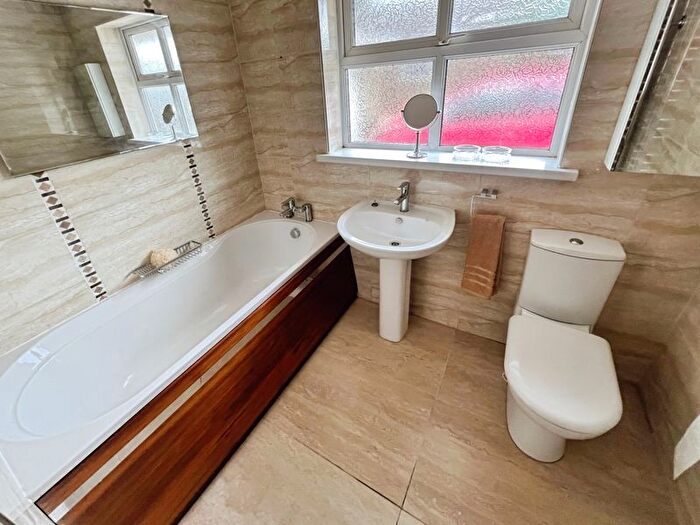 3 Bedroom Bungalow For Sale In 'mountain Greenery', Ladyshore Road, Bolton, BL3