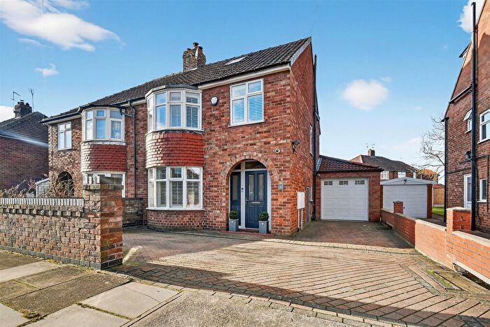 4 Bedroom Semi-Detached House For Sale In Cranbrook Road, York, YO26