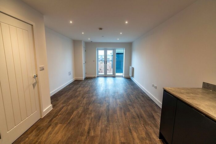 1 Bedroom Flat To Rent In Glenway Road, Blue Boar Wharf, ME1
