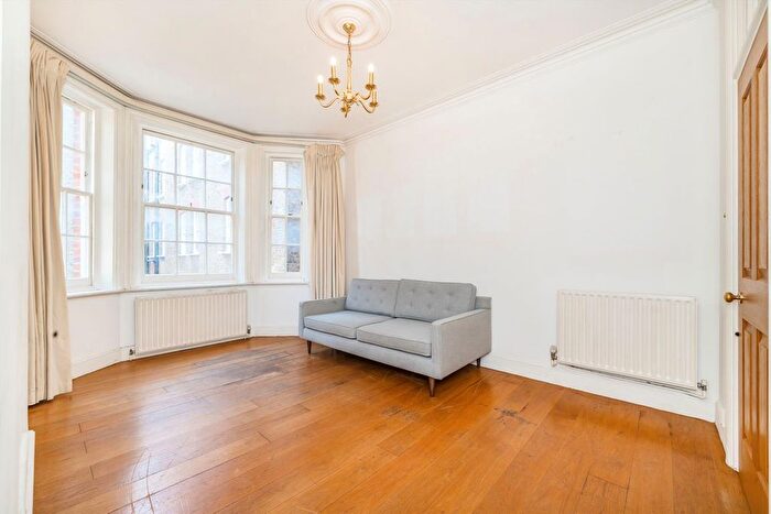 1 Bedroom Flat To Rent In Abingdon Mansions, Kensington, W8