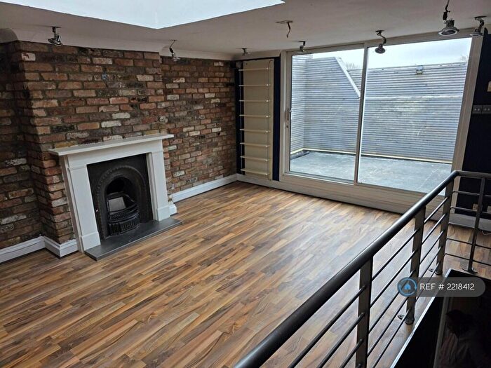 2 Bedroom Maisonette To Rent In Parish Lane, London, SE20