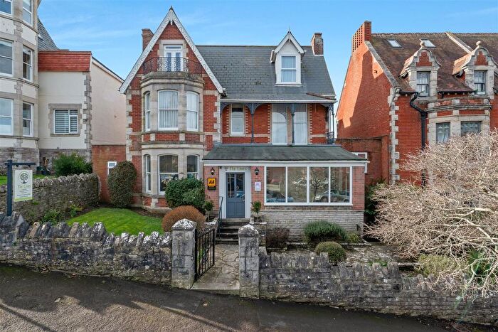 16 Bedroom Detached House For Sale In . Park Road, Swanage, BH19