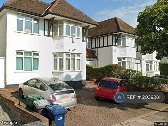 7 Bedroom Detached House To Rent In Shirehall Lane, London, NW4